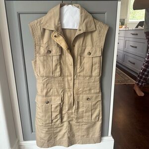 Banana Republic Beige Sleeveless Vest